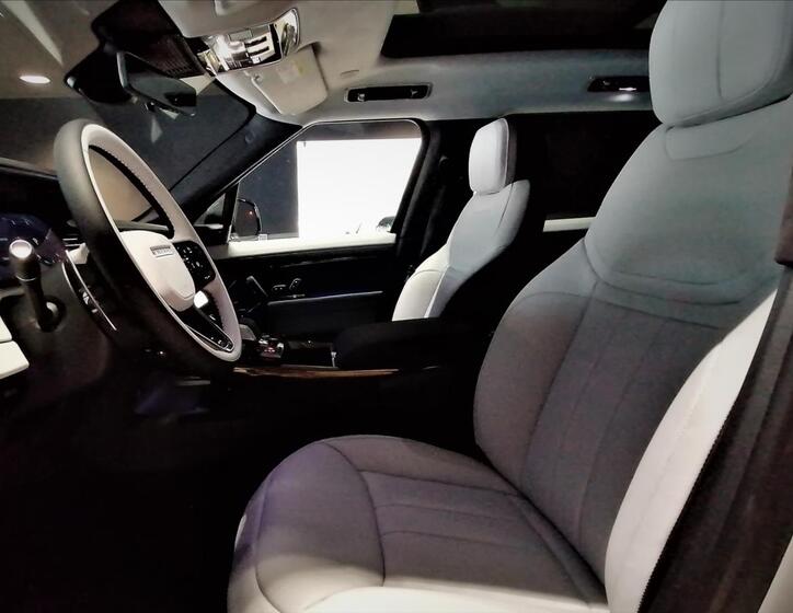 Land Rover Range Rover Sport 9