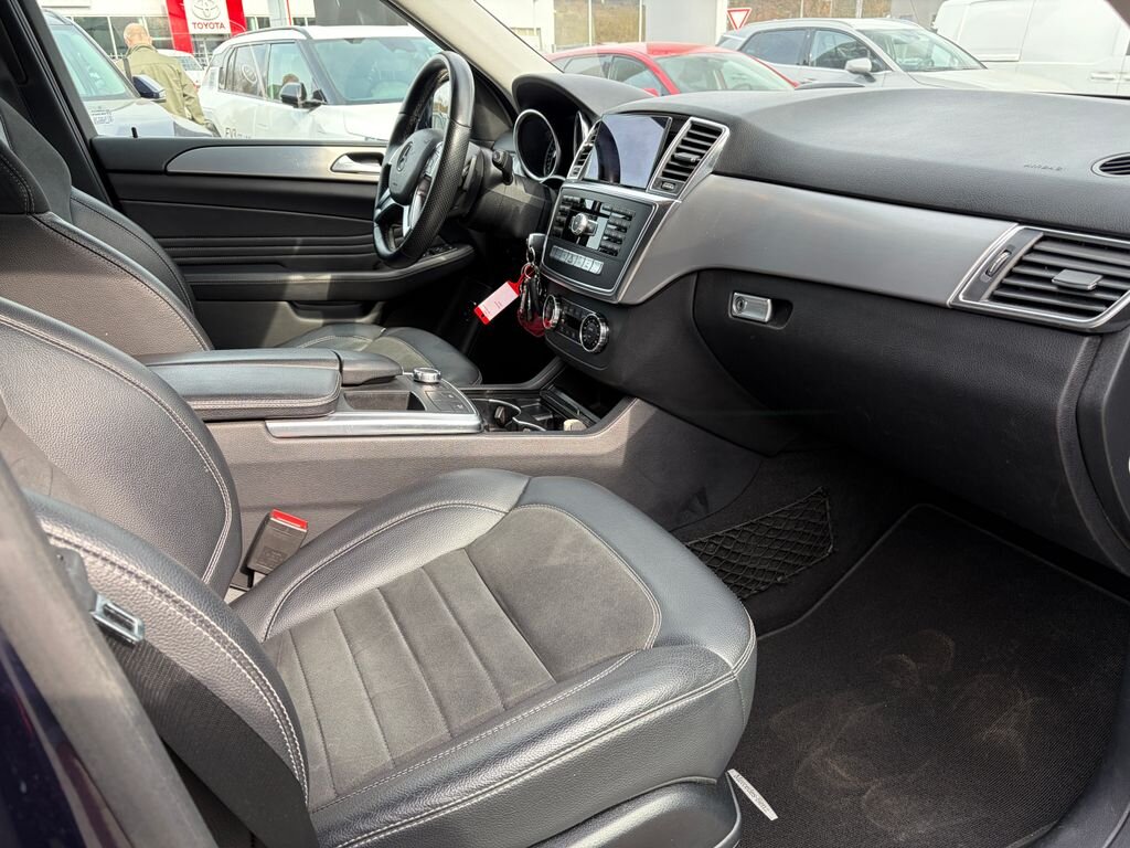 Mercedes-Benz Třídy M SUV / Terénní 3,0 l 190 kw