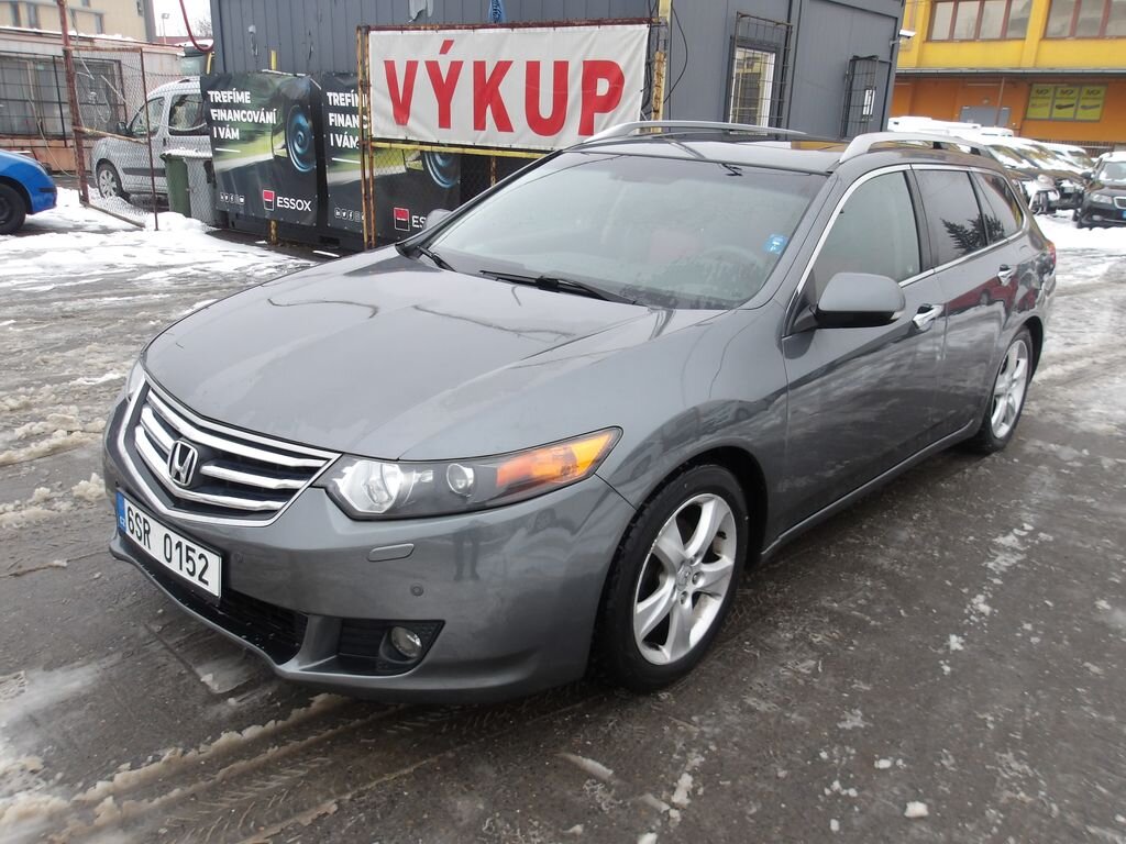 Honda Accord Kombi 2,2 l 110 kw