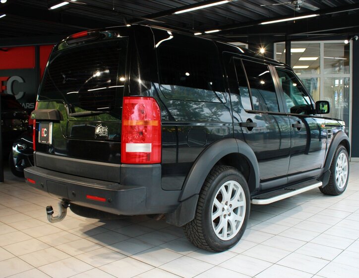 Land Rover Discovery 6