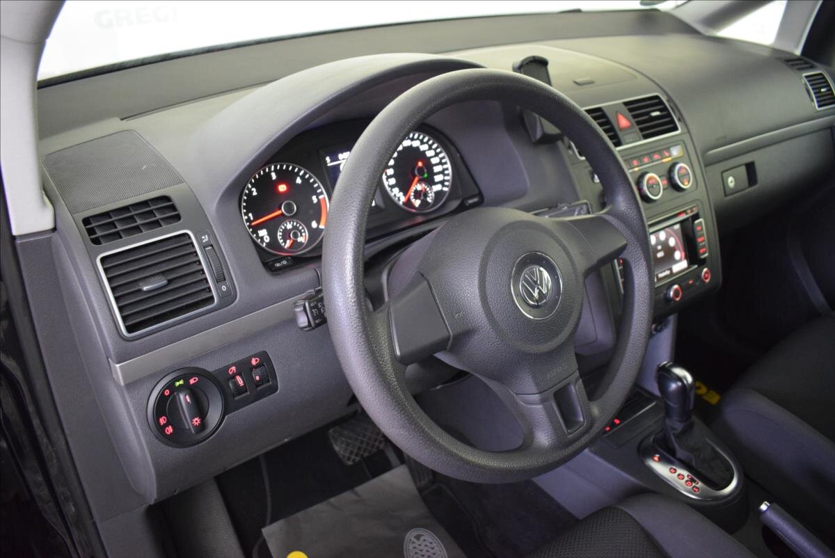Volkswagen Touran MPV 1,6 l 77 kw