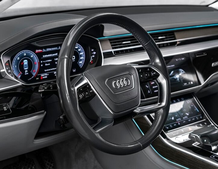 Audi A8 14