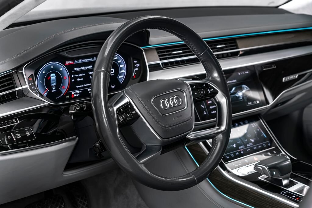 Audi A8