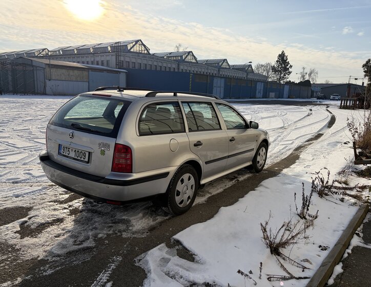 Škoda Octavia Kombi 1,8 l 110 kw