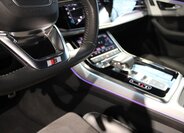 Audi Q8 SUV 3,0 l 210 kw