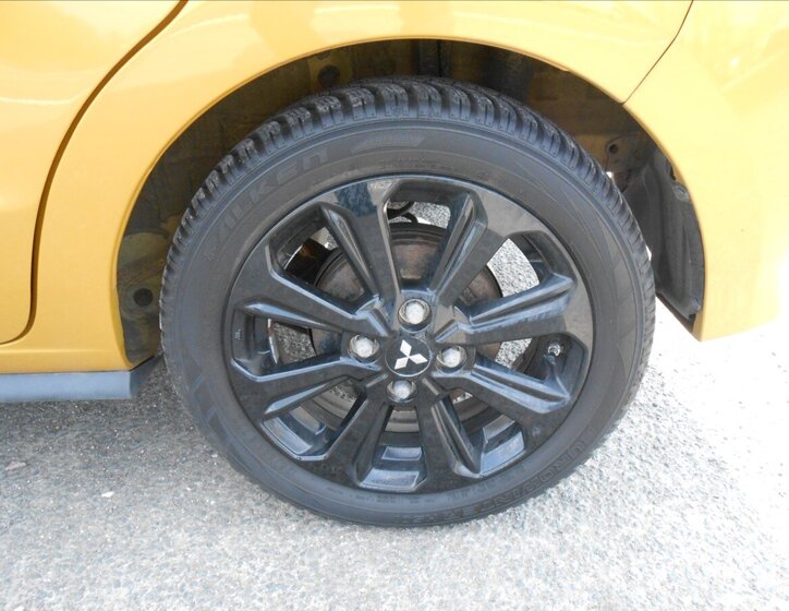 Mitsubishi Space Hatchback 1,2 l 59 kw