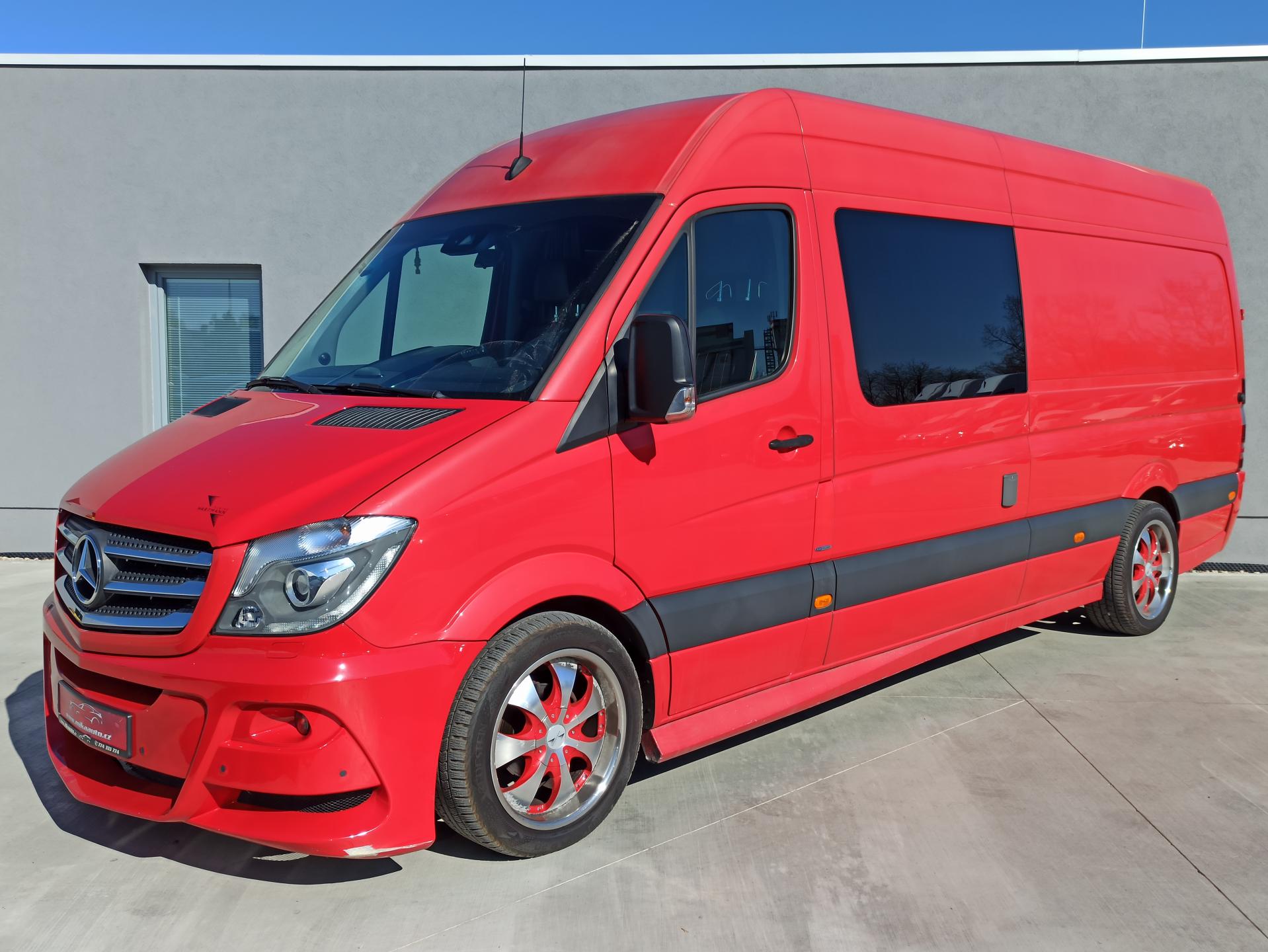 Mercedes-Benz Sprinter