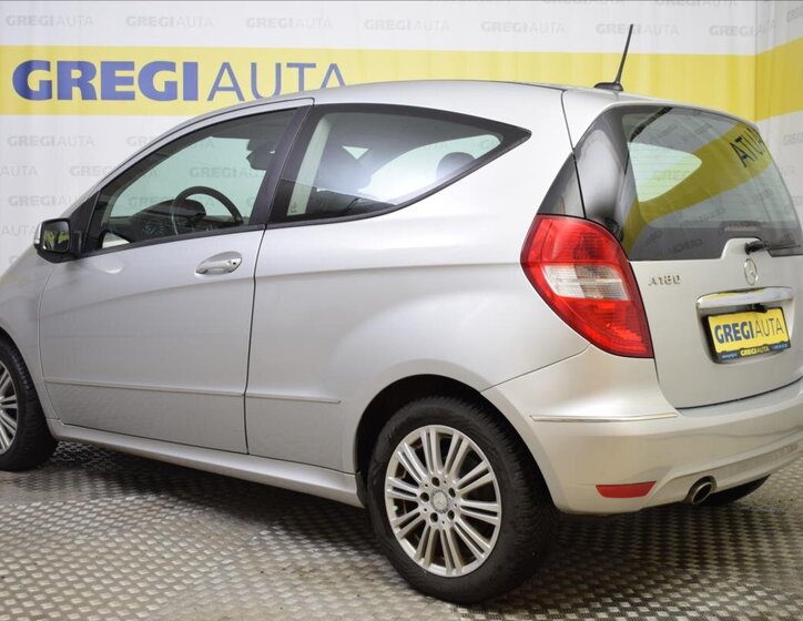 Mercedes-Benz Třídy A Hatchback 1,7 l 85 kw
