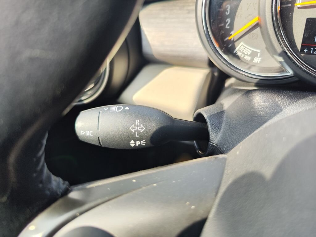 Mini Cooper Hatchback 1,5 l 85 kw