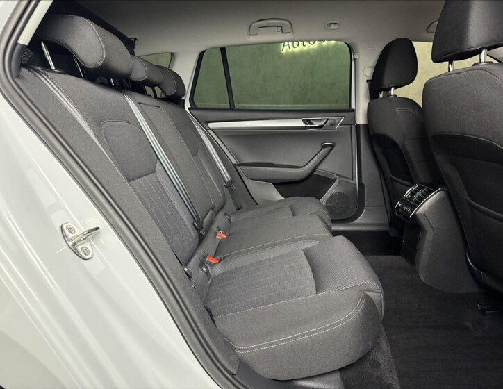 Škoda Superb Kombi 1,4 l 160 kw