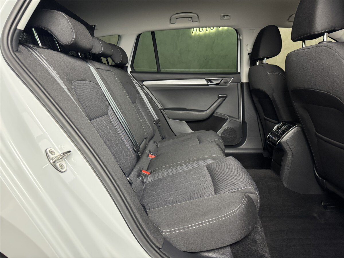 Škoda Superb Kombi 1,4 l 160 kw