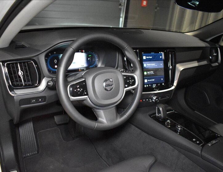 Volvo V60 Kombi 2,0 l 228 kw