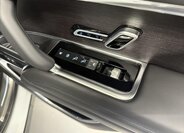 Land Rover Range Rover SUV / Terénní 3,0 l 221 kw