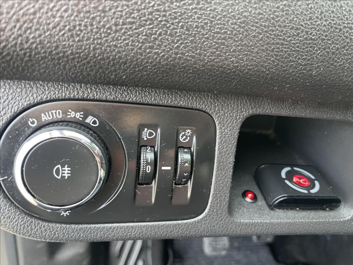 Opel Meriva MPV 1,4 l 88 kw