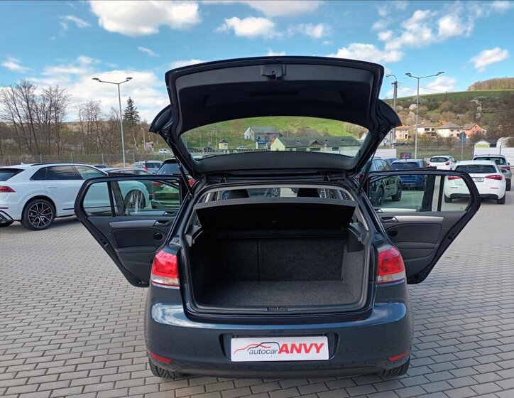 Volkswagen Golf Hatchback 1,4 l 59 kw