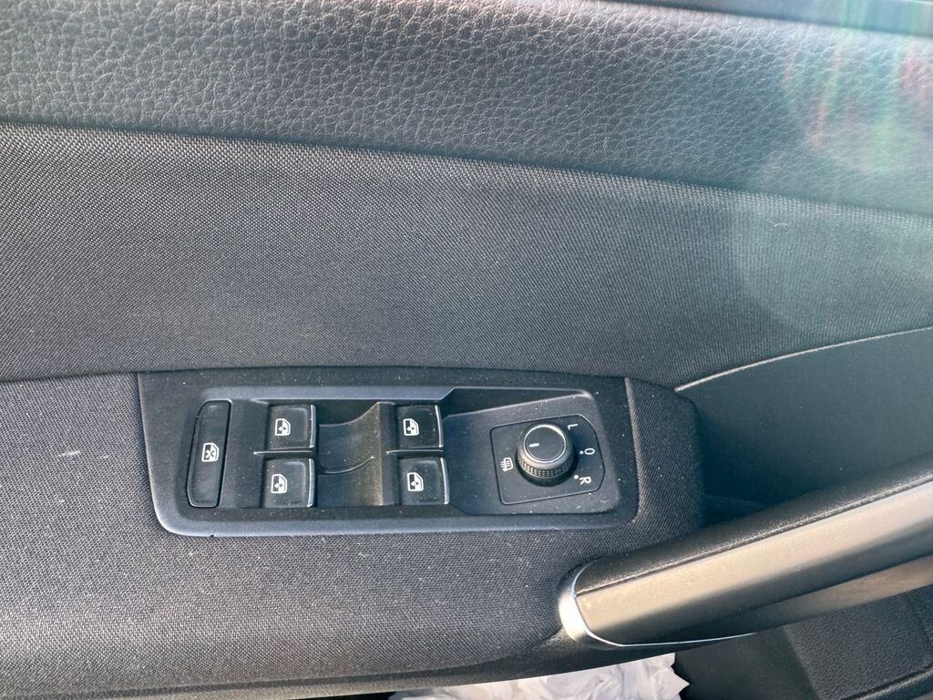 Volkswagen Touran MPV 2,0 l 140 kw