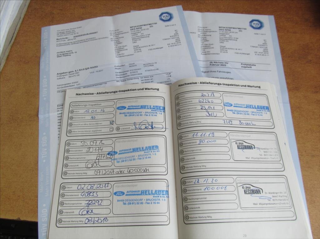 Ford Kuga SUV / Terénní 2,0 l 110 kw