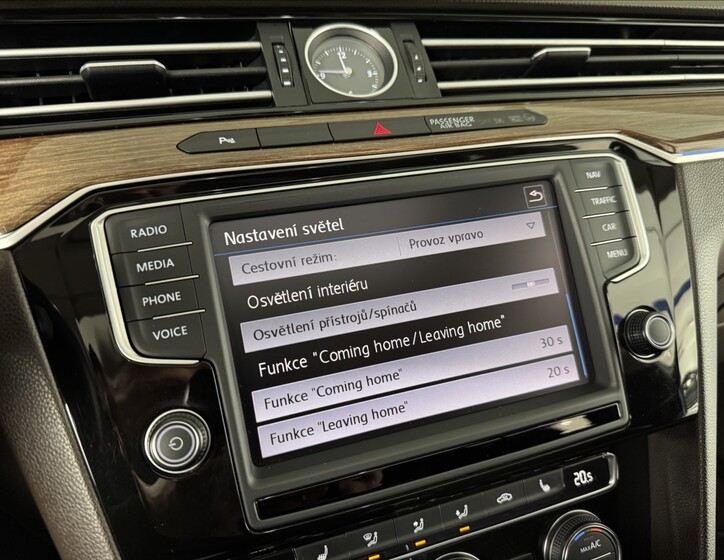 Volkswagen Passat 35