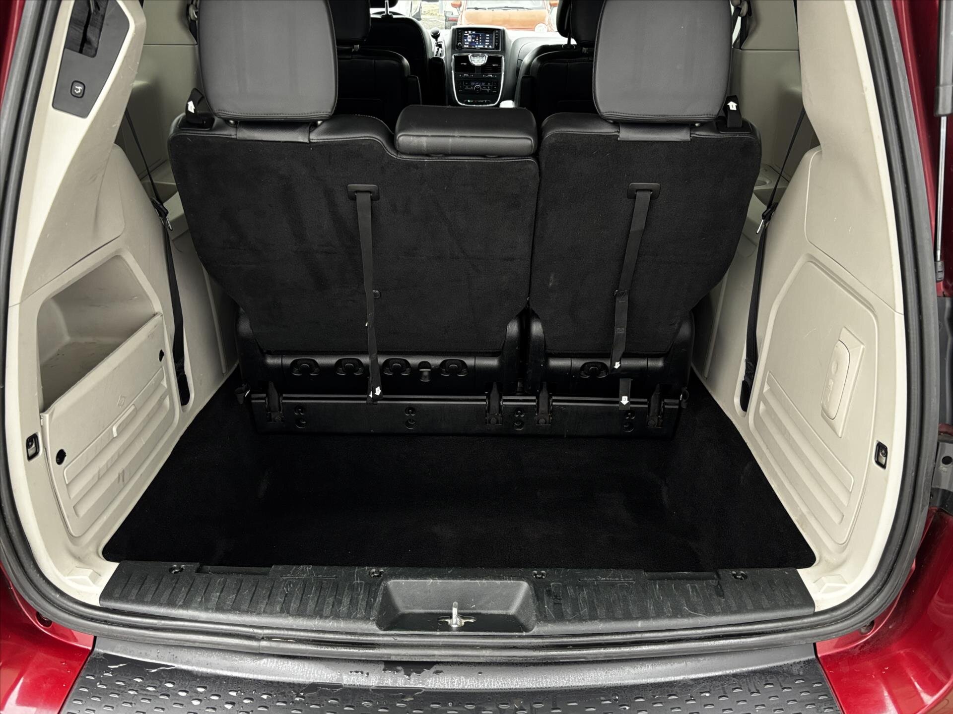 Chrysler Town & Country MPV 3,6 l 211 kw