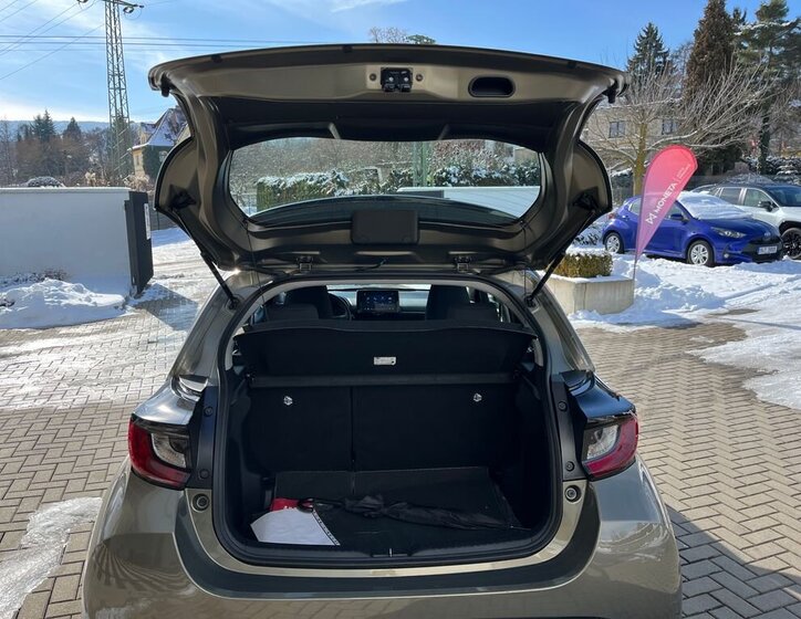 Toyota Yaris Hatchback 1,5 l 68 kw