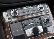 Audi A8 Sedan / Limuzína 3,0 l 213 kw