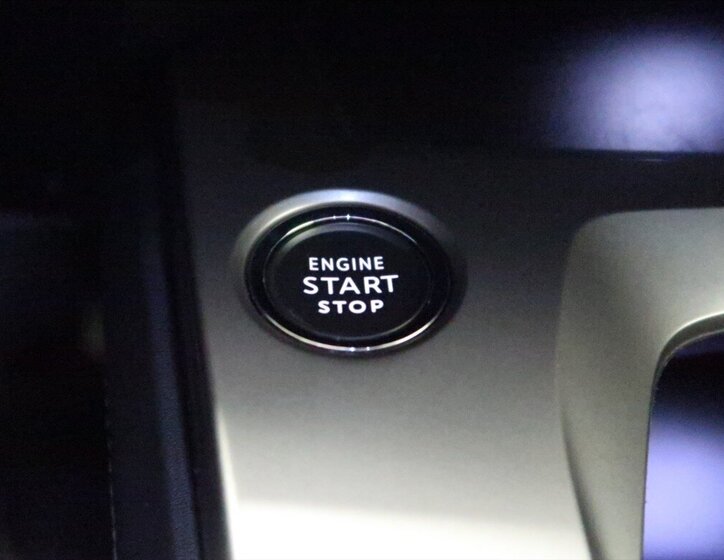 Peugeot 308 Hatchback 1,2 l 96 kw