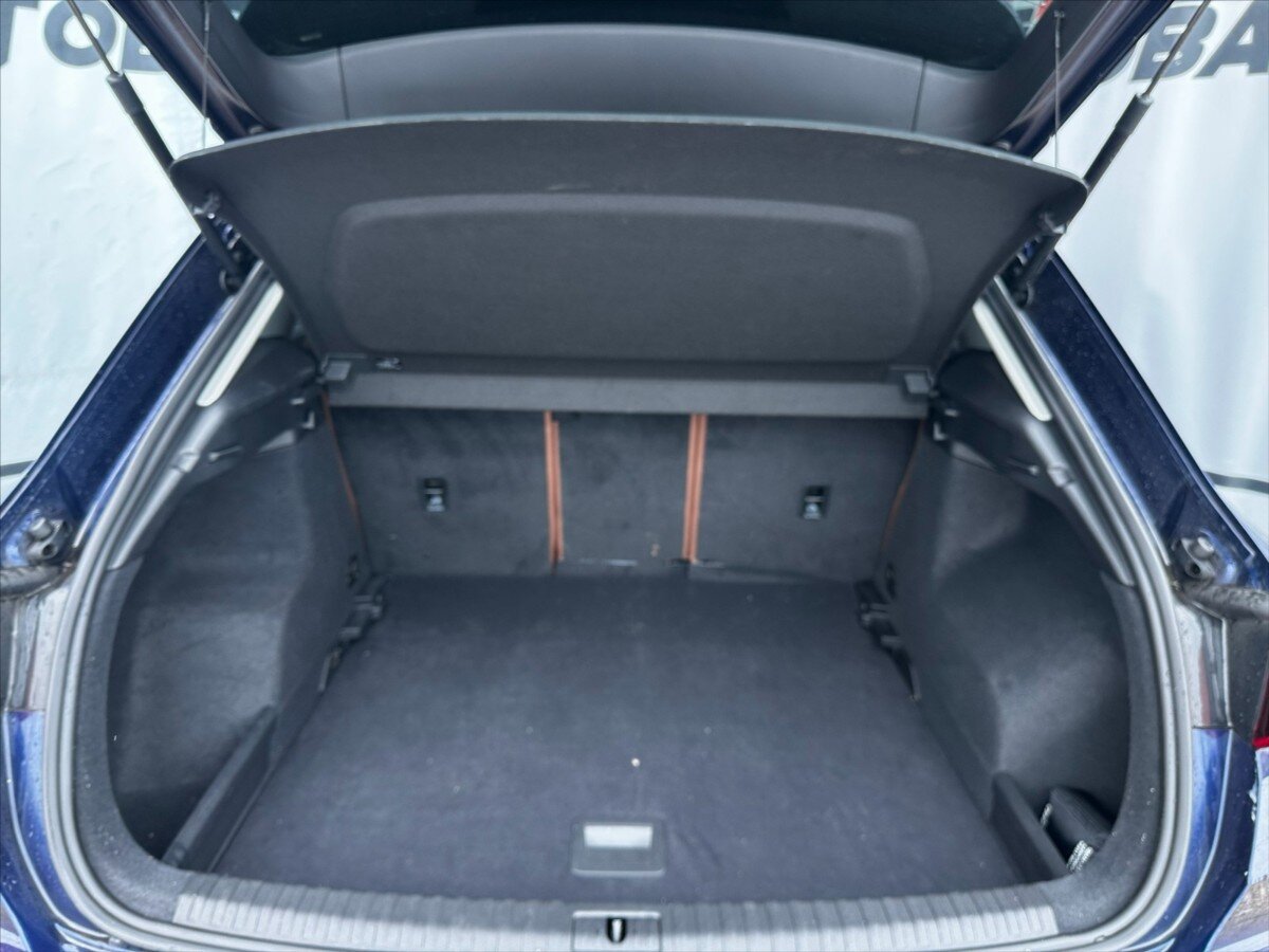 Audi Q3 Kombi 2,0 l 147 kw