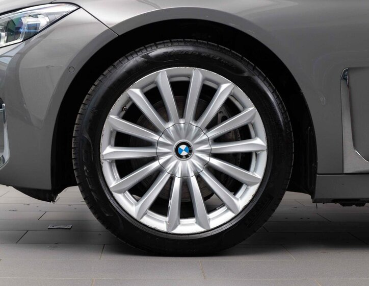 BMW Řada 7 6