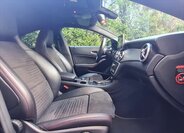 Mercedes-Benz CLA Sedan / Limuzína 0,0 80 kw