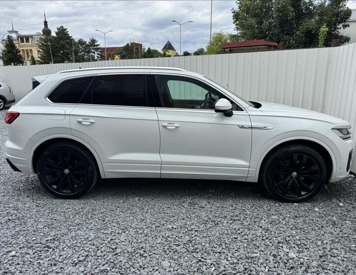 Volkswagen Touareg 14