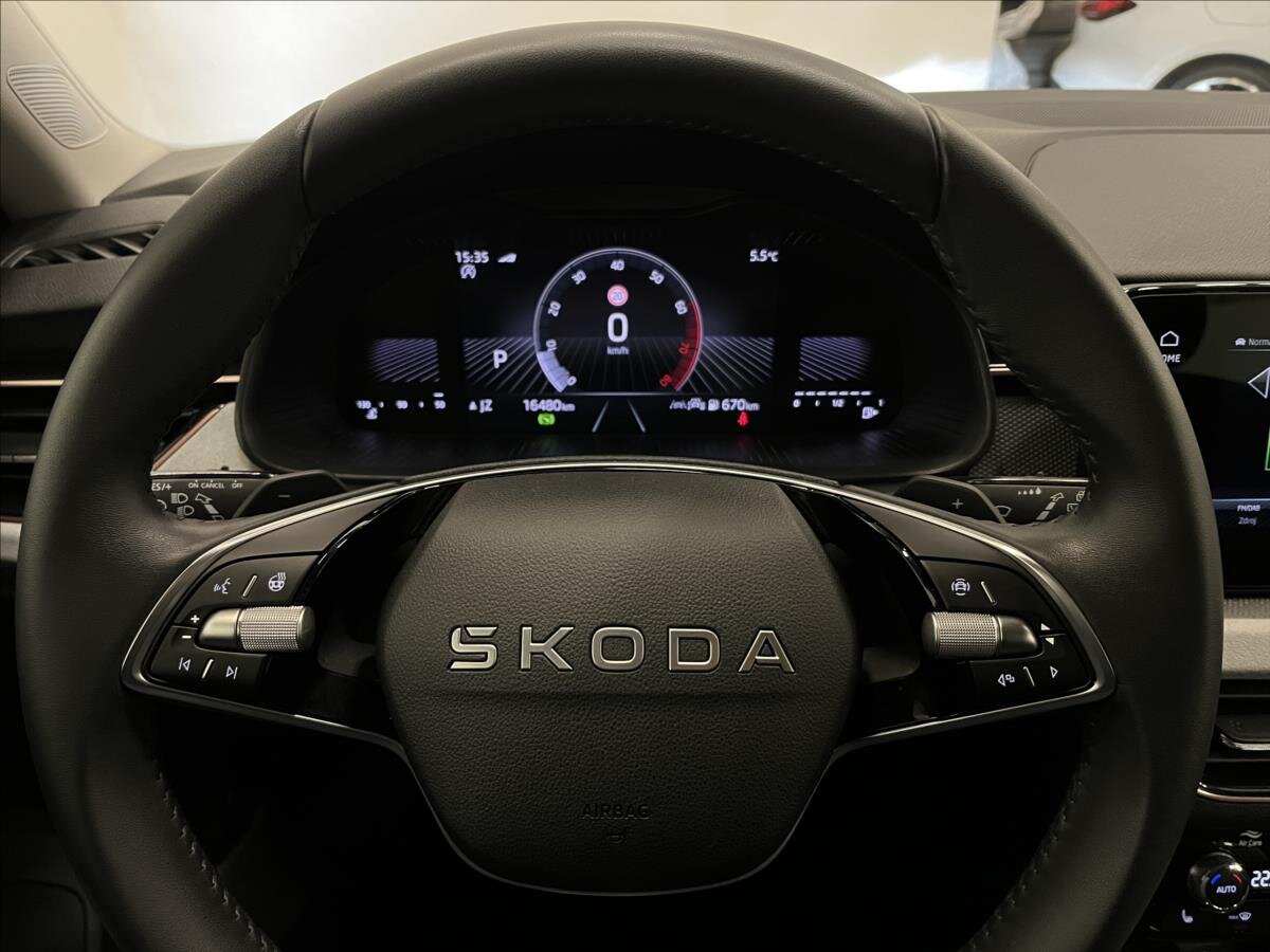 Škoda Scala Hatchback 1,5 l 110 kw