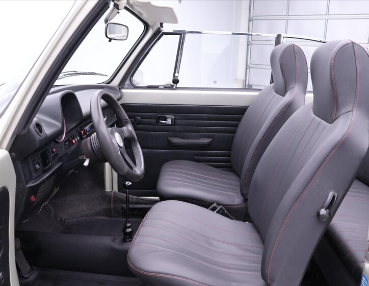 Volkswagen Beetle Kabriolet 1,3 l 32 kw