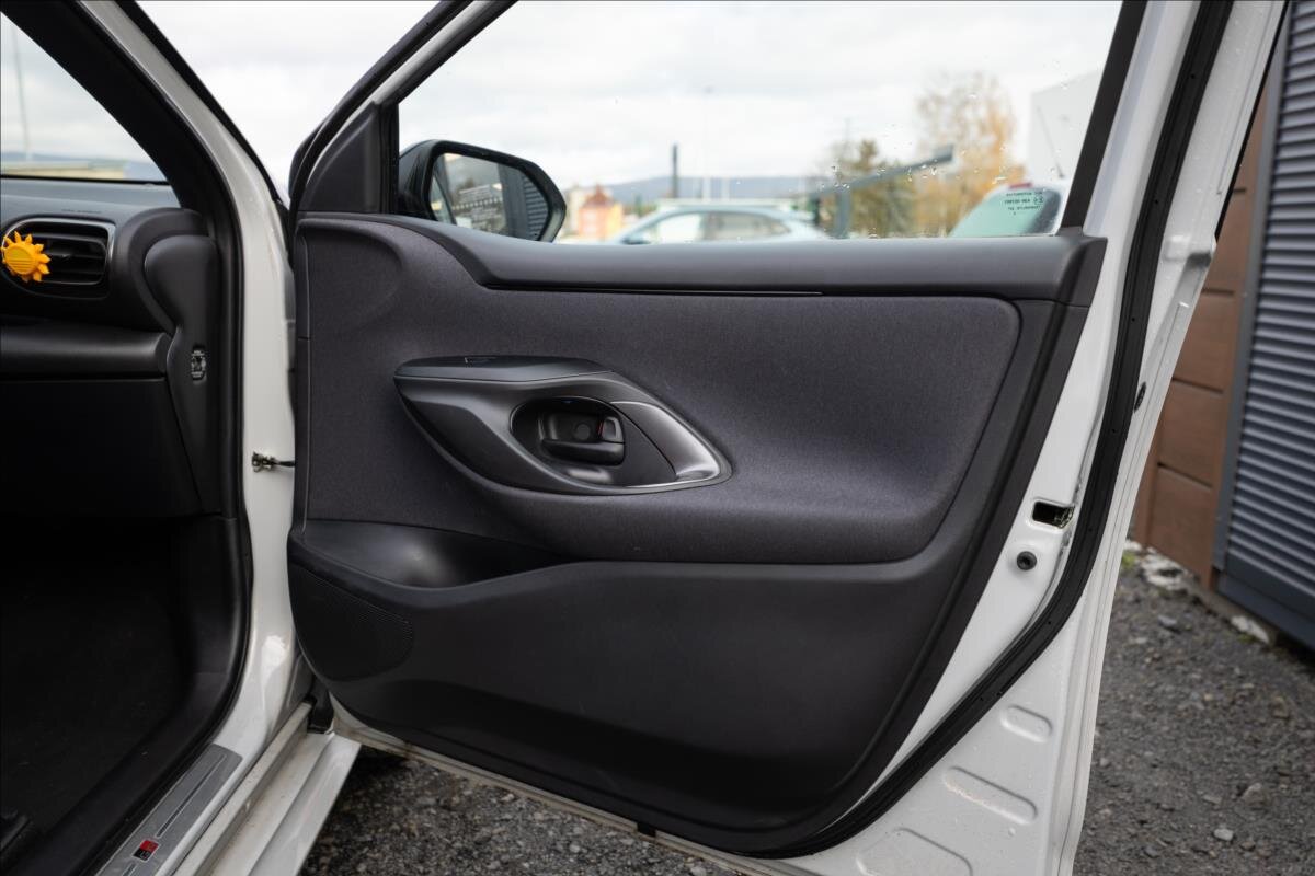 Toyota Yaris Hatchback 1,5 l 68 kw