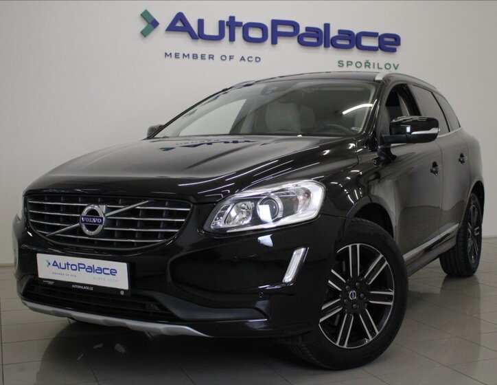 Volvo XC60 SUV / Terénní 2,0 l 140 kw
