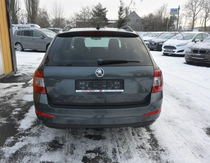 Škoda Octavia Kombi 2,0 l 110 kw