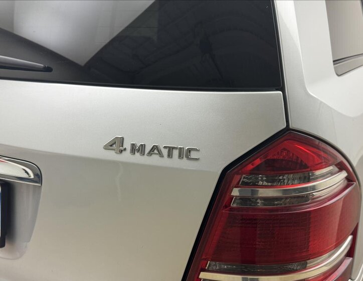 Mercedes-Benz GL SUV 3,0 l 165 kw