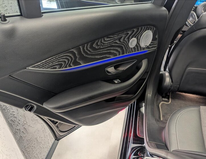 Mercedes-Benz Třídy E Kombi 2,0 l 143 kw