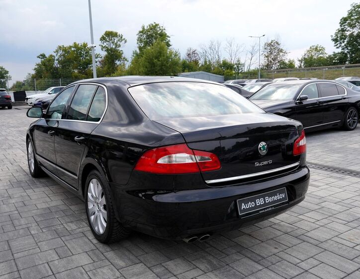 Škoda Superb 4