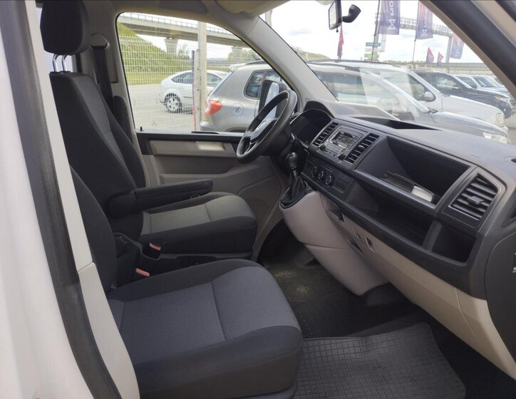 Volkswagen Transporter Valník 110,0 110 kw