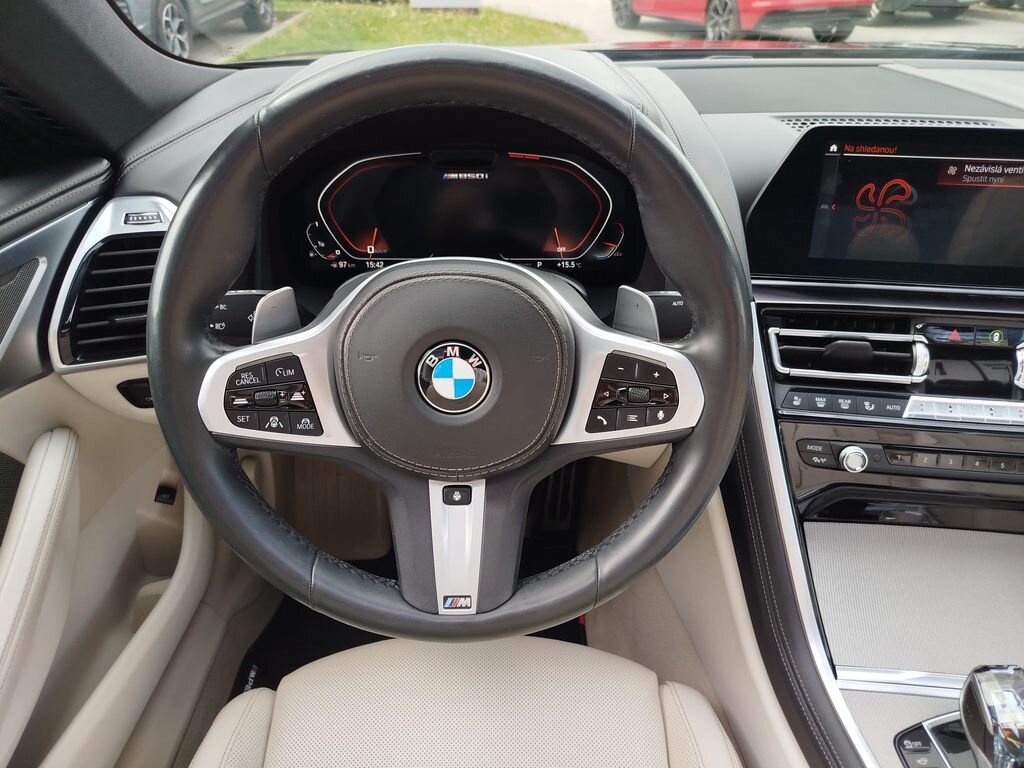 BMW Řada 8 Kabriolet 4,4 l 390 kw
