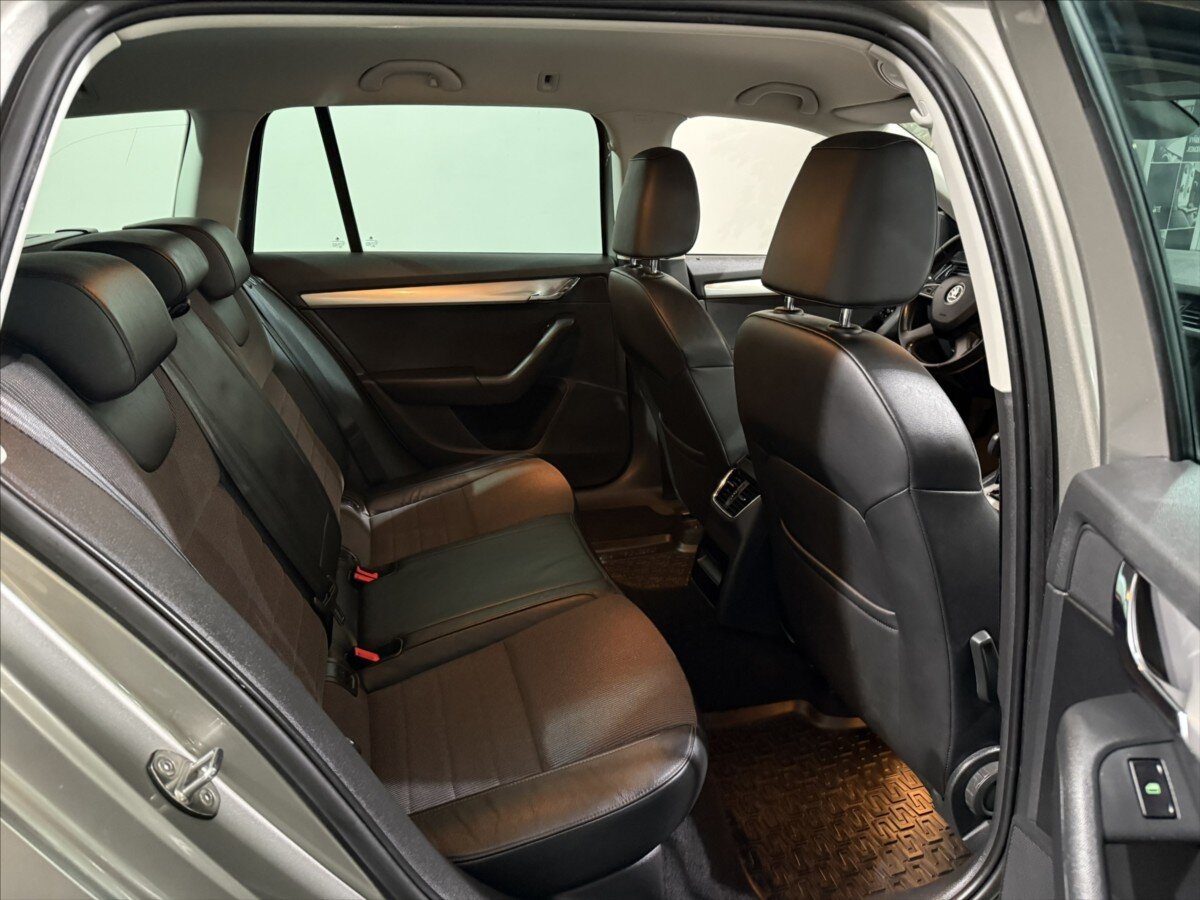 Škoda Octavia Kombi 2,0 l 110 kw