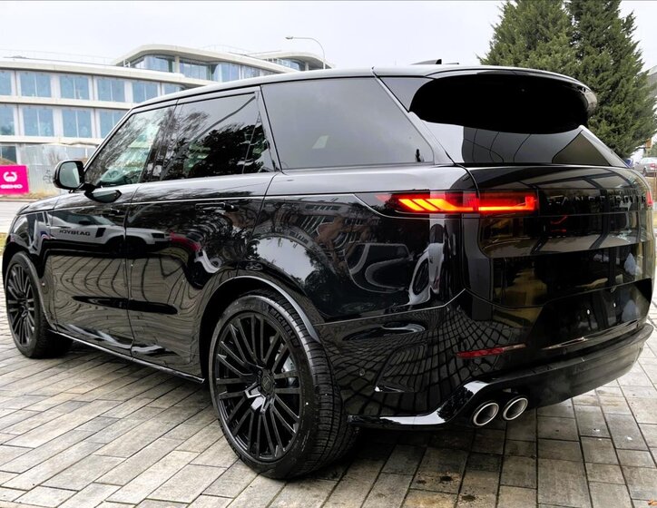 Land Rover Range Rover Sport SUV 4,4 l 467 kw
