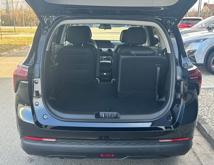 Dongfeng Ostatní MPV 1,5 l 130 kw