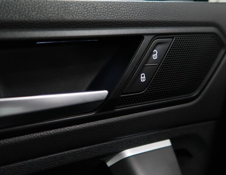 Volkswagen Tiguan SUV 2,0 l 140 kw