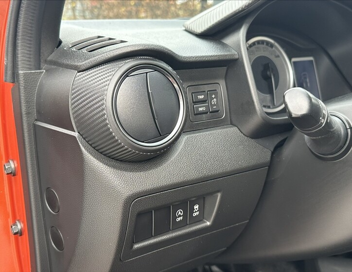 Suzuki Ignis 30