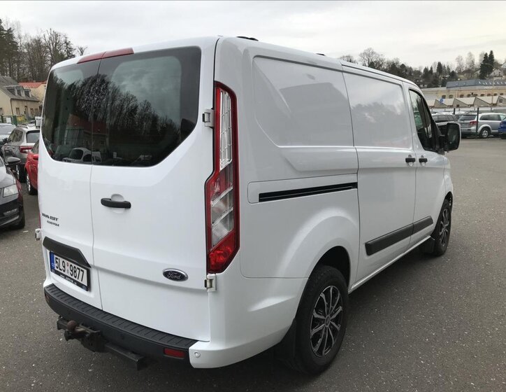 Ford Transit Custom Skříň 2,0 l 79 kw