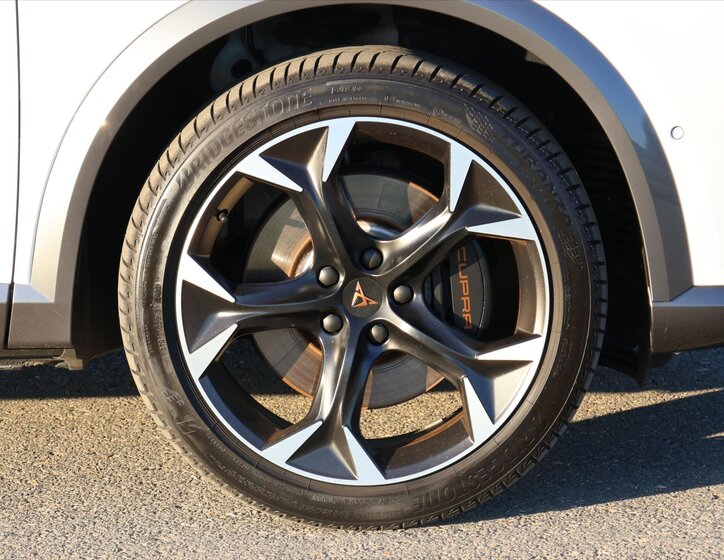 Cupra Formentor SUV 2,0 l 228 kw