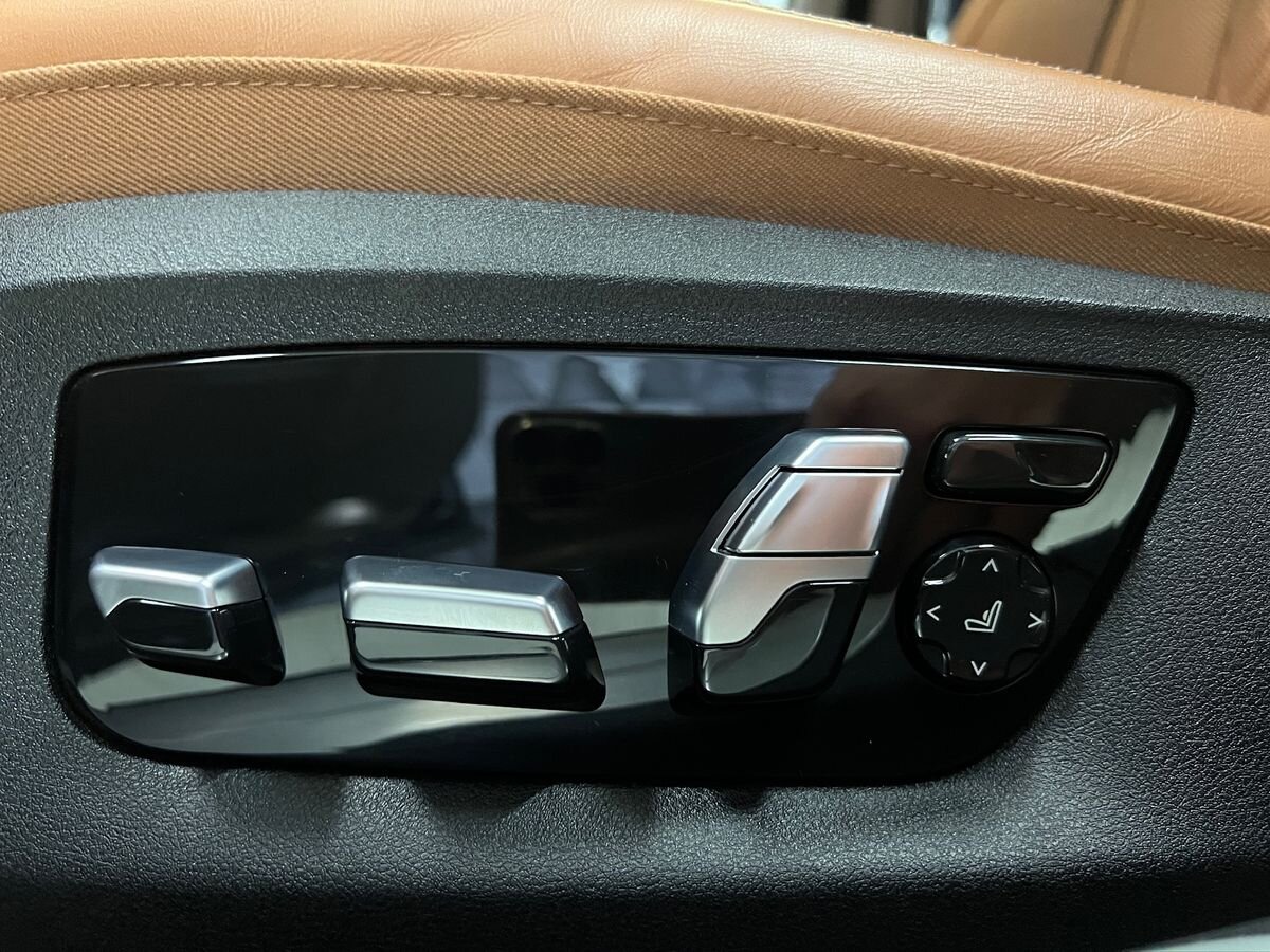 BMW Řada 7 Sedan / Limuzína 3,0 l 250 kw