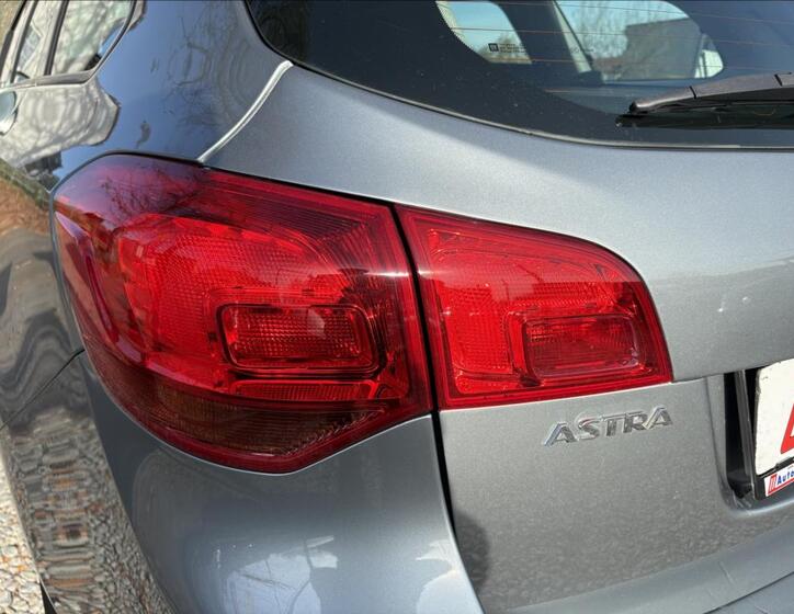 Opel Astra 37