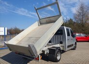 Nissan NV400 Sklápěč 2,3 l 120 kw